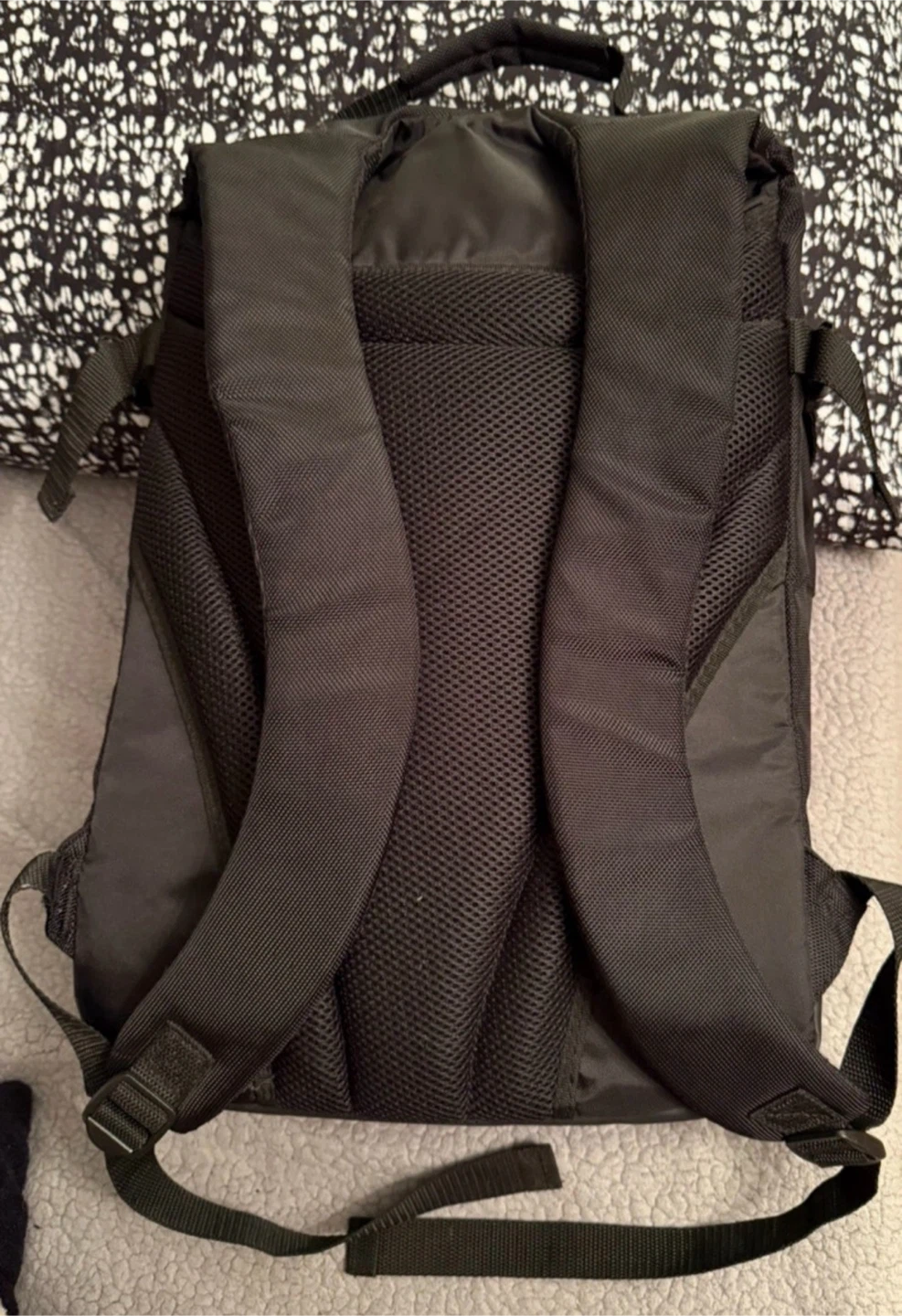 HP Black Backpack - photo 2
