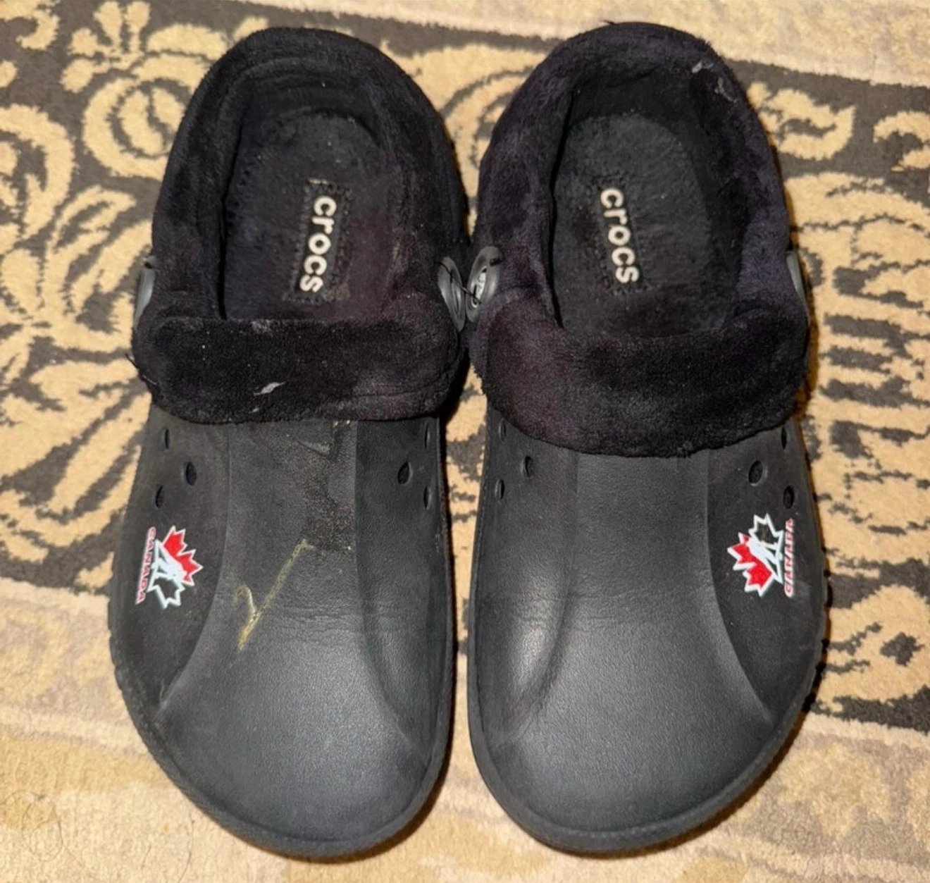 Crocs Lined Clogs - Canada Edition