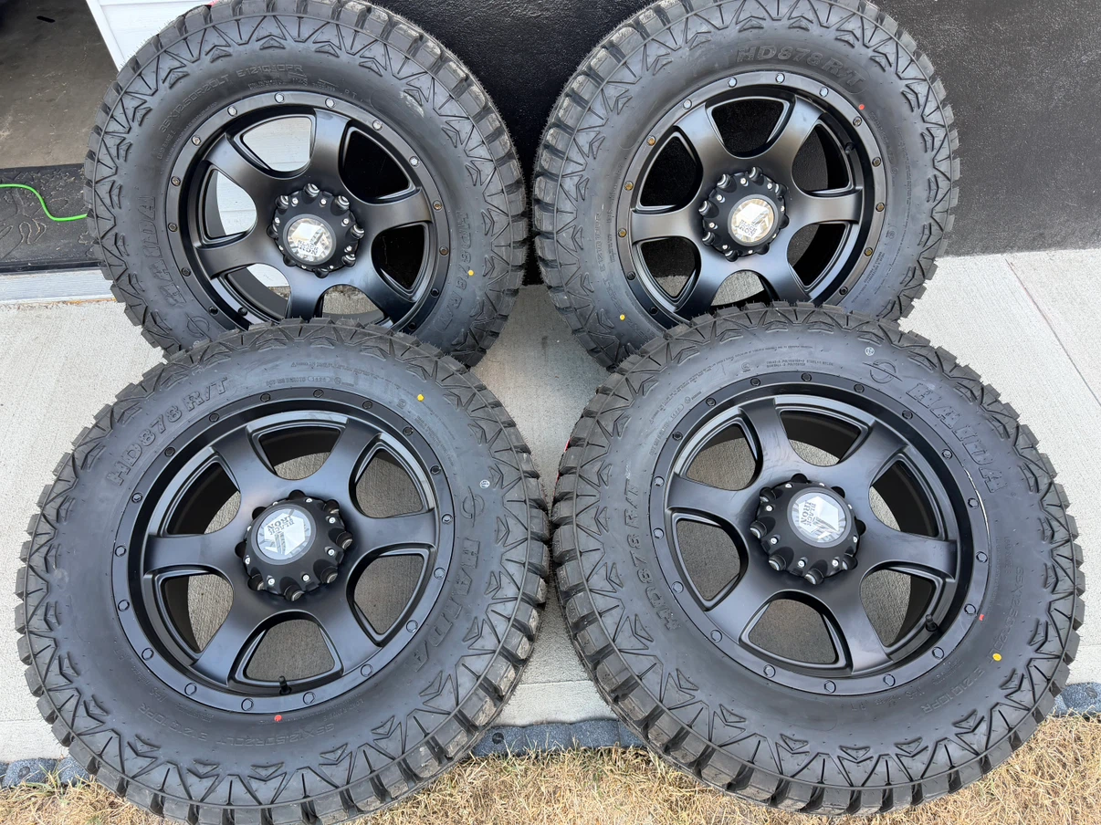 Set of 4 Black Iron Wheels with Haida Tires - photo 2