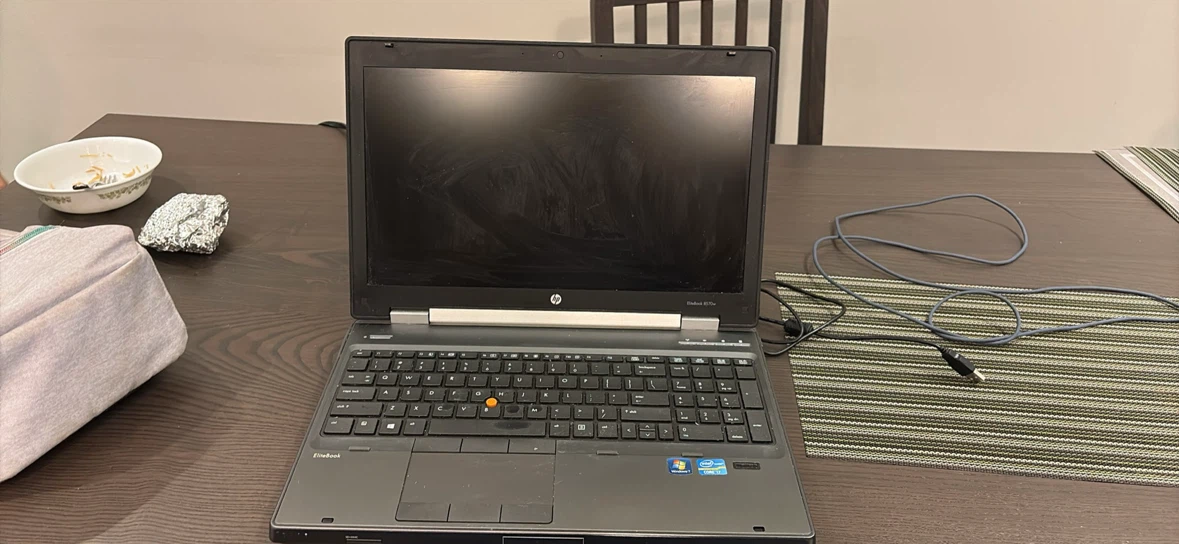 HP EliteBook 8570w Laptop