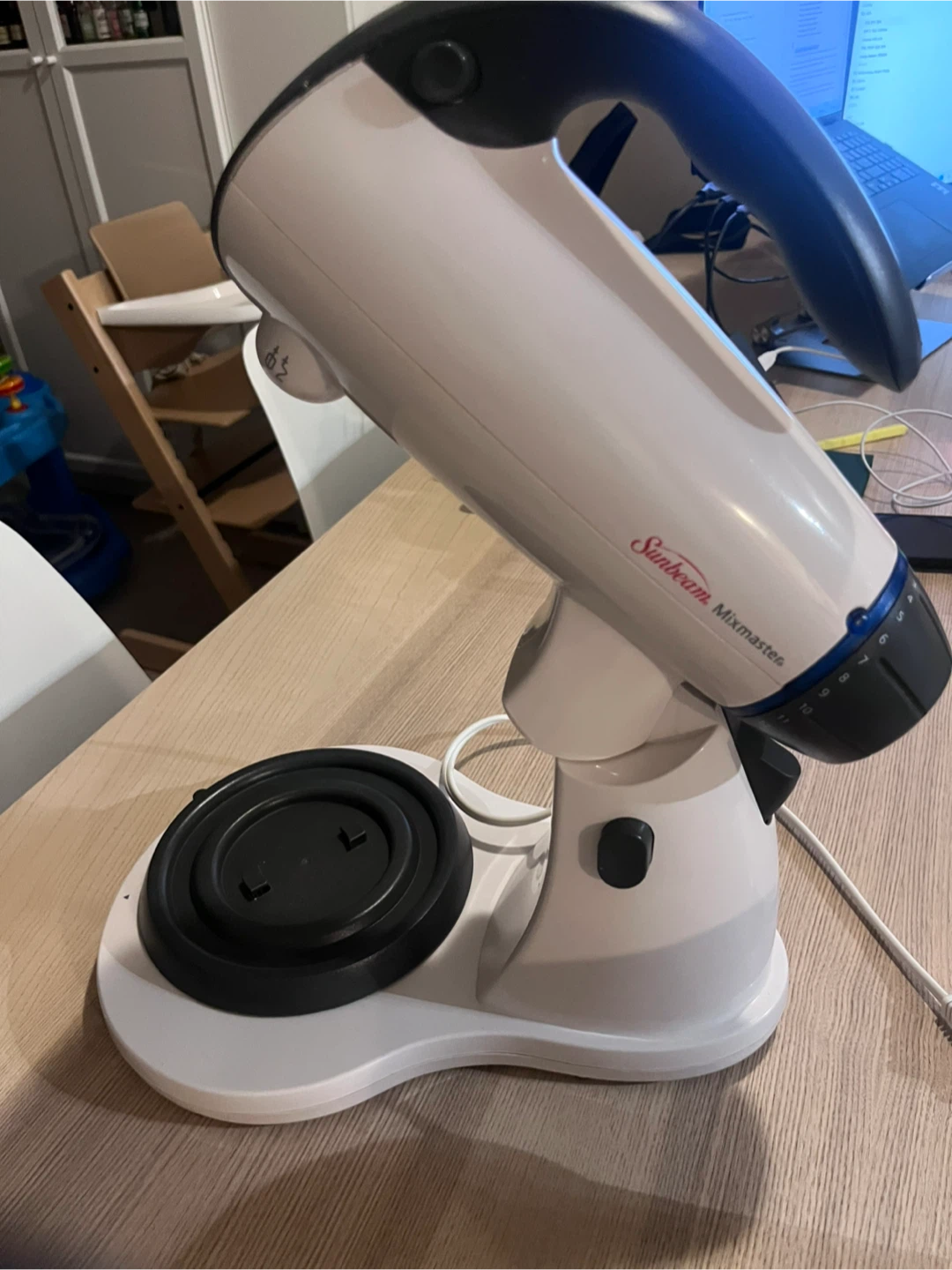 Sunbeam Mixmaster Stand Mixer - photo 3