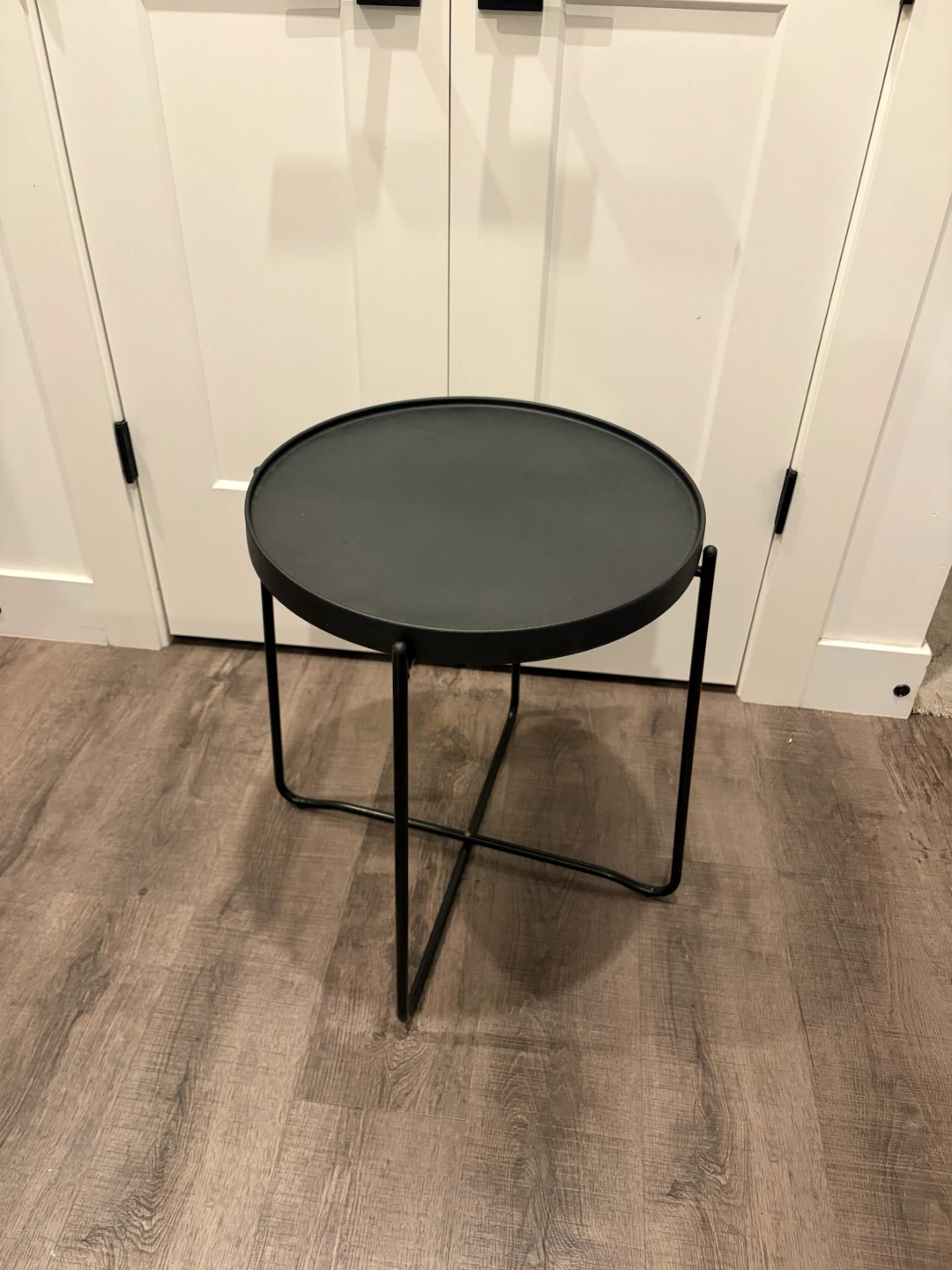 IKEA side table for $10 - photo 2