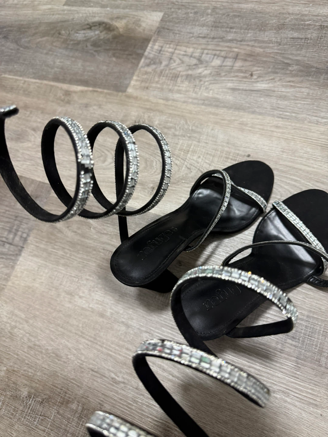 Black jewelled spiral heels Size 8 - photo 3