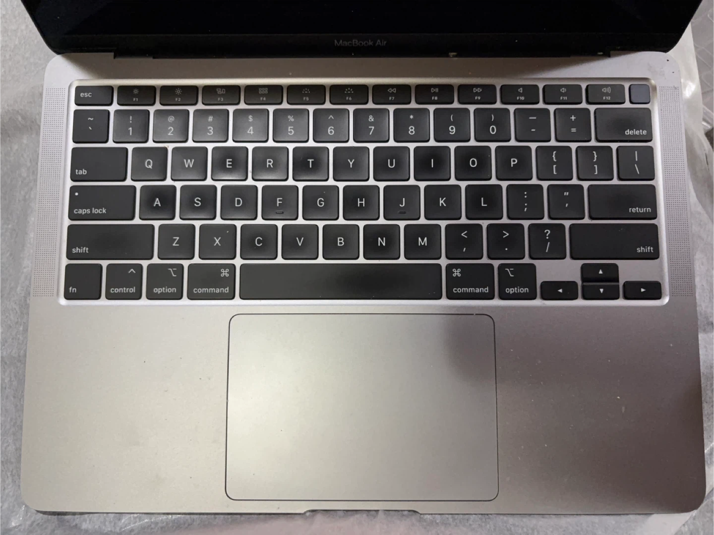 2020 MacBook Air - photo 3