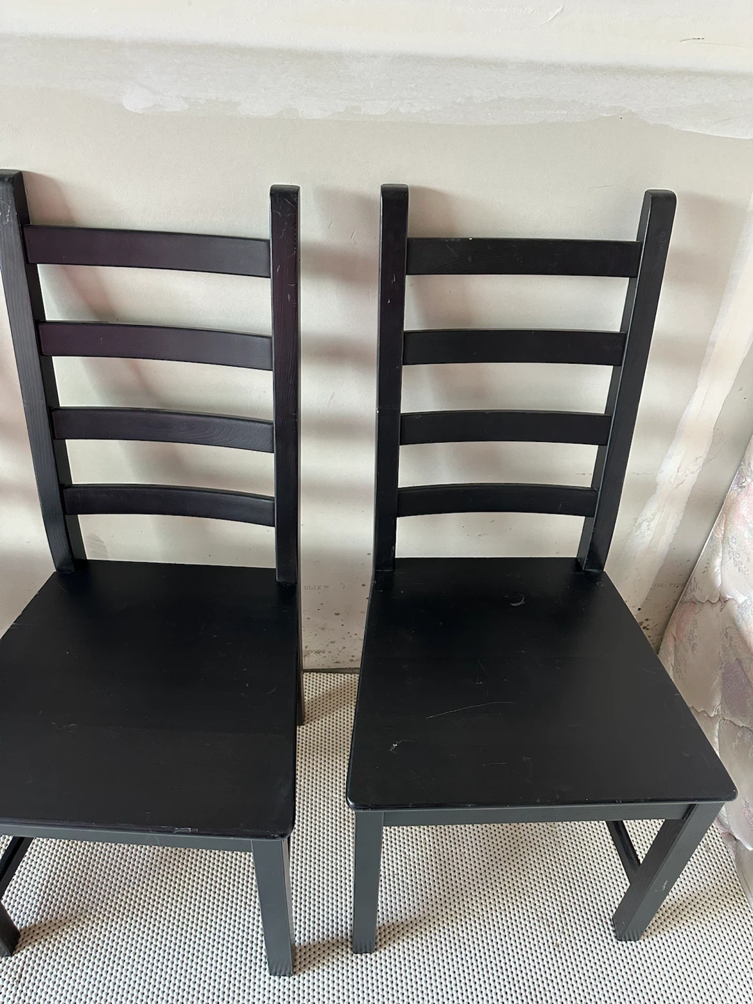Set of 4 Black Ladder Back Dining Chairs - photo 3