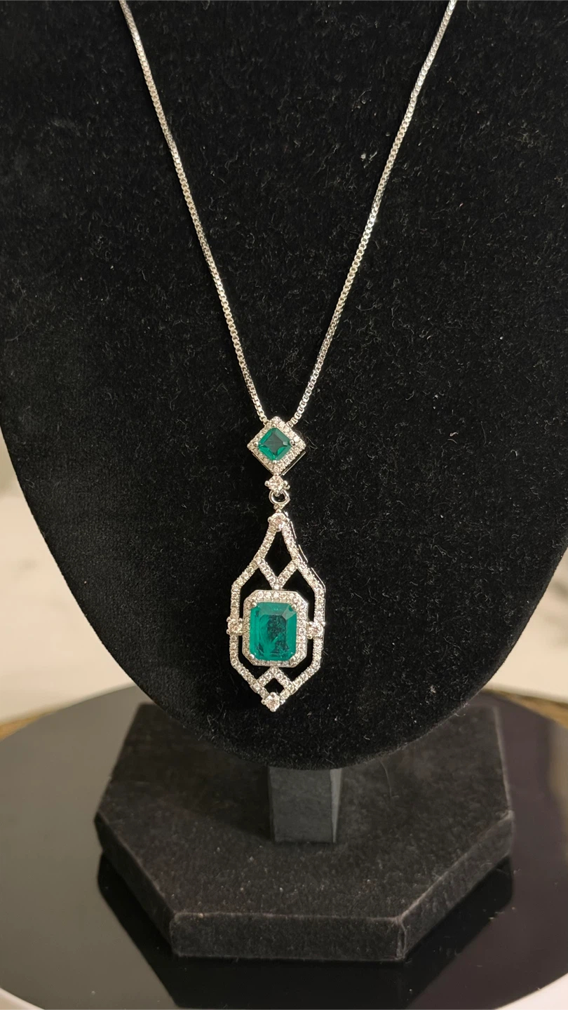 18k plated silver Emerald and Diamond  style Jewellery Set - photo 5