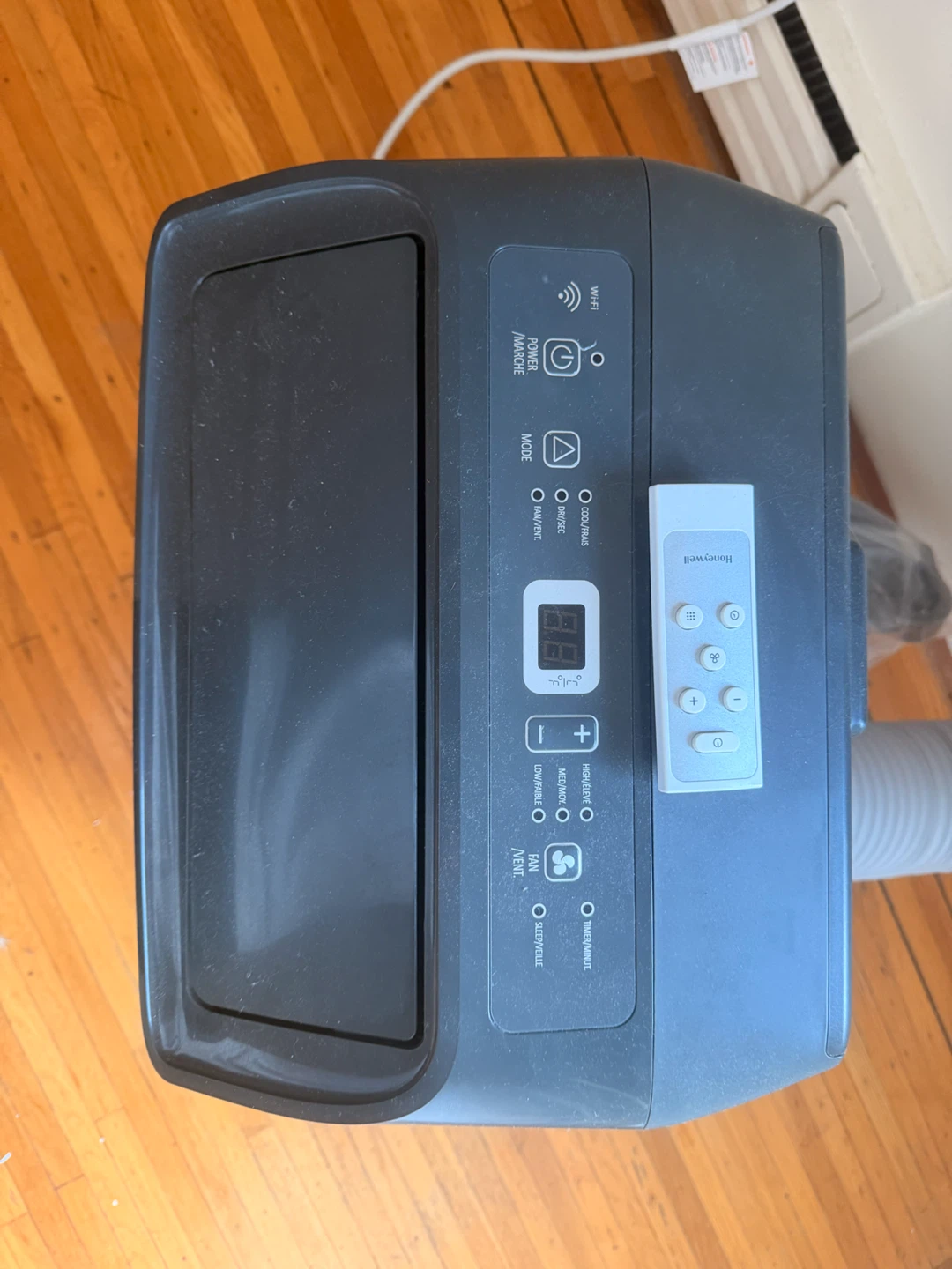 Leaving Vancouver by 5 PM Hisense Air Conditioner 10,000 BTU - photo 2