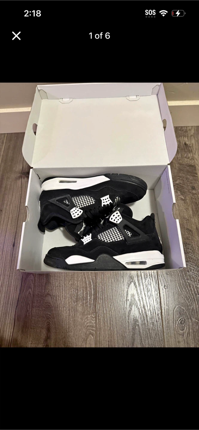 Air Jordan 4 Retro Black Cat Sneakers