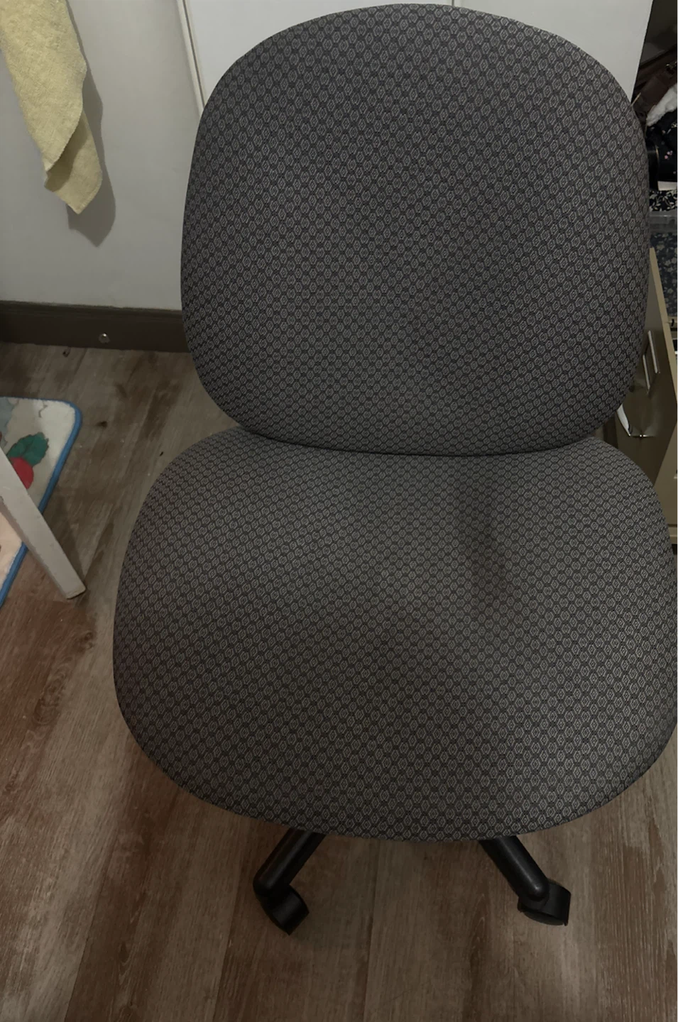 Desk chair