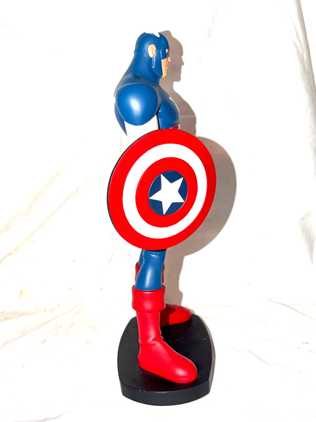 Captain America Hard Hero Maquette Limit Ed Collectible Statue - photo 3