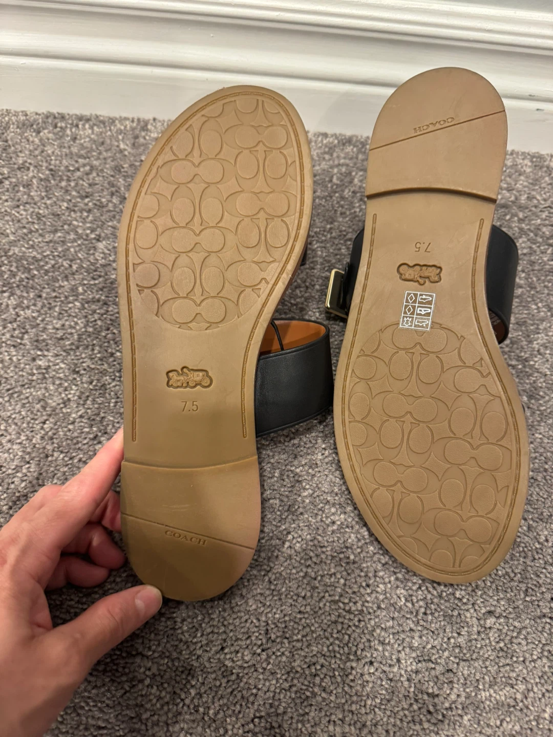Coach Black Leather Slide Sandals Size 7.5 - photo 3