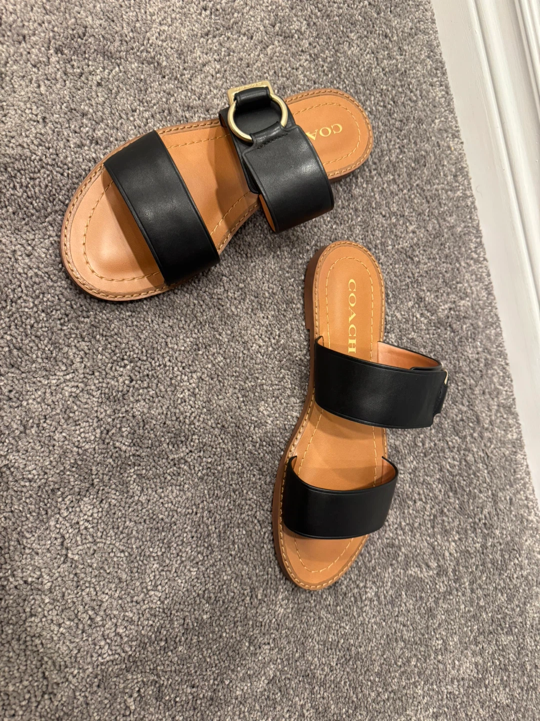 Coach Black Leather Slide Sandals Size 7.5 - photo 4