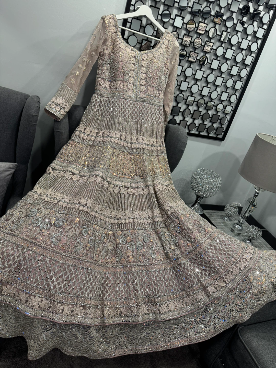 Pink heavy party bridal dress - photo 3