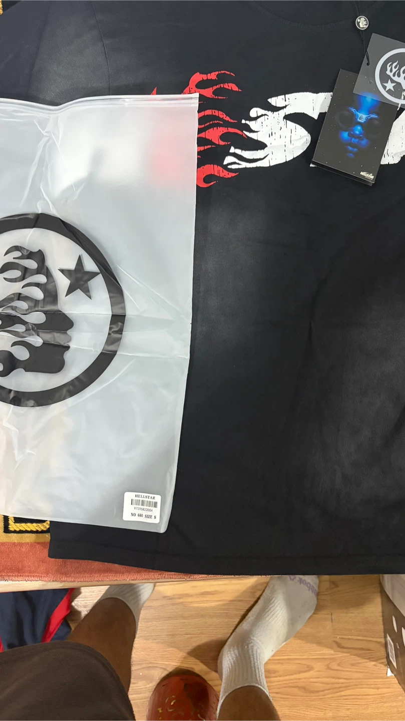 Hellstar Studios T-Shirt Size S - photo 2