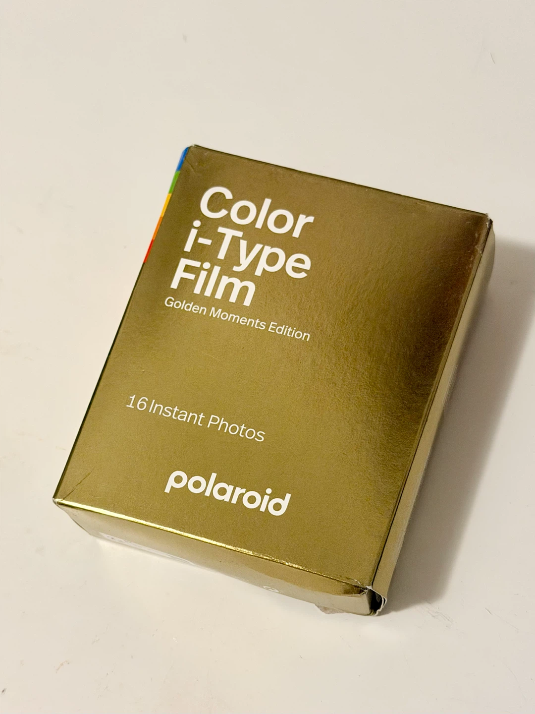 Polaroid Color i-Type Film - Golden Moments Edition (16 Photos)