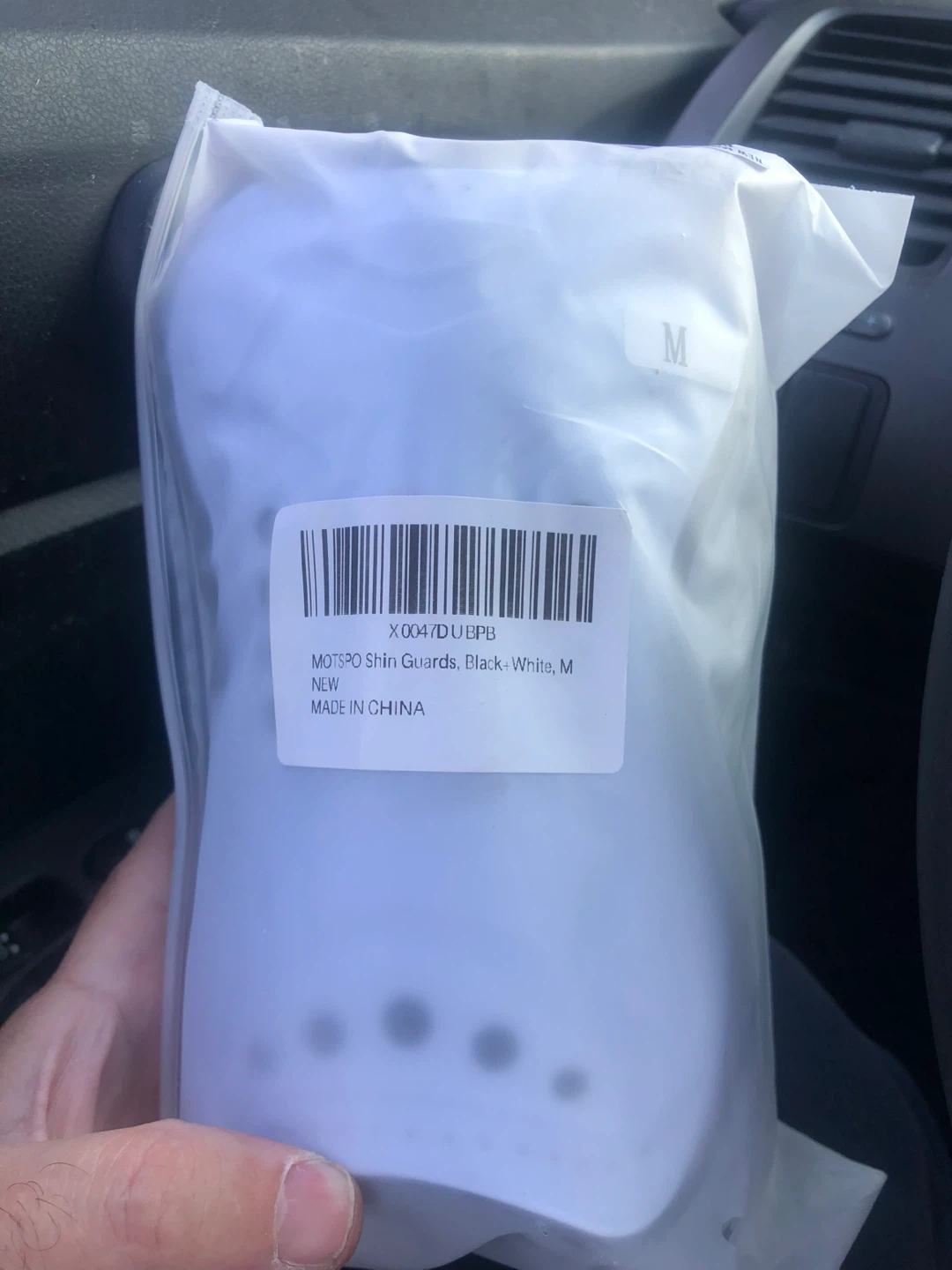 MOTSP0 Shin Guards - Black/White, Size M - photo 2