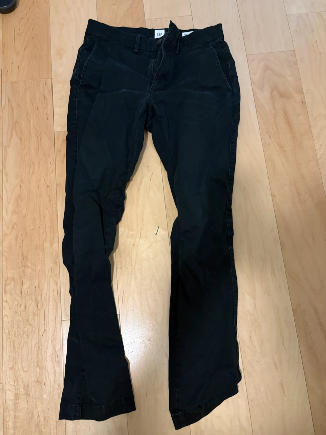 GAP Essential Khaki Slim Pants