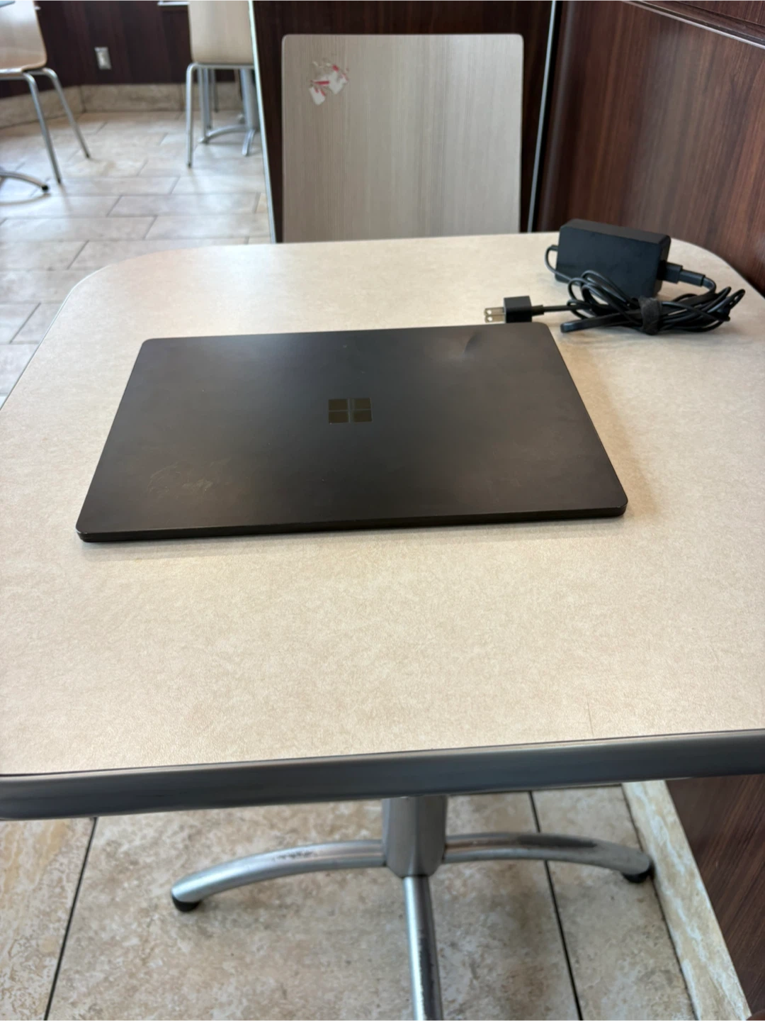 Microsoft Surface Laptop 4