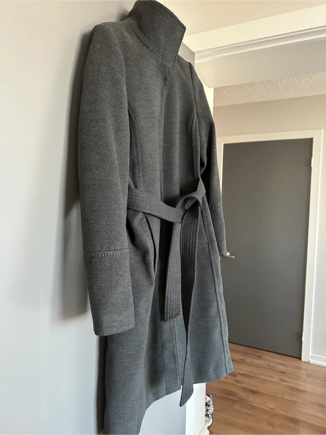 H&M Dark Grey High-Collar Belted Coat Size US 6 / EUR 38 - photo 2