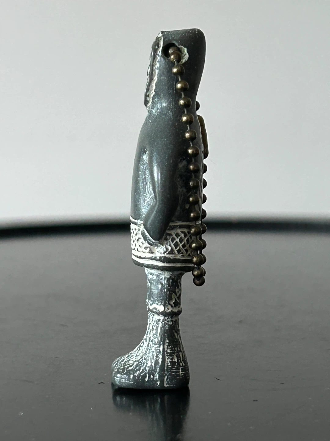 Vintage Canadian “TUNDRA” Arctic Figurine Keychain - photo 5