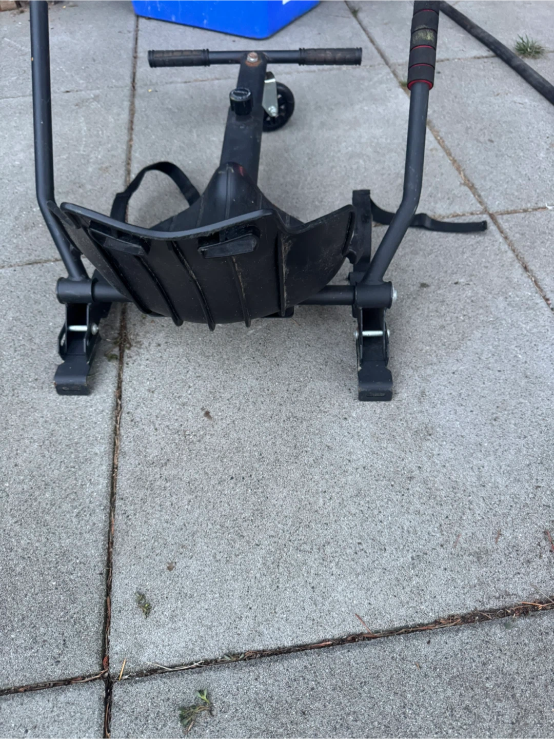 Black Sit-on Scooter/Rider - photo 2