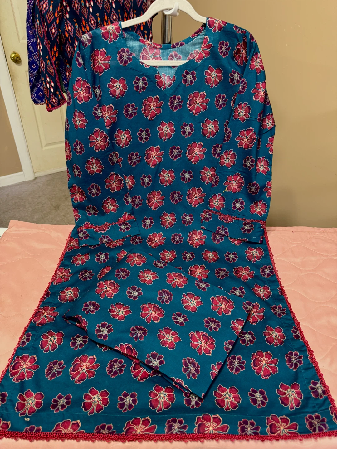 Pakistani lawn 2piece dress/cordset - photo 3
