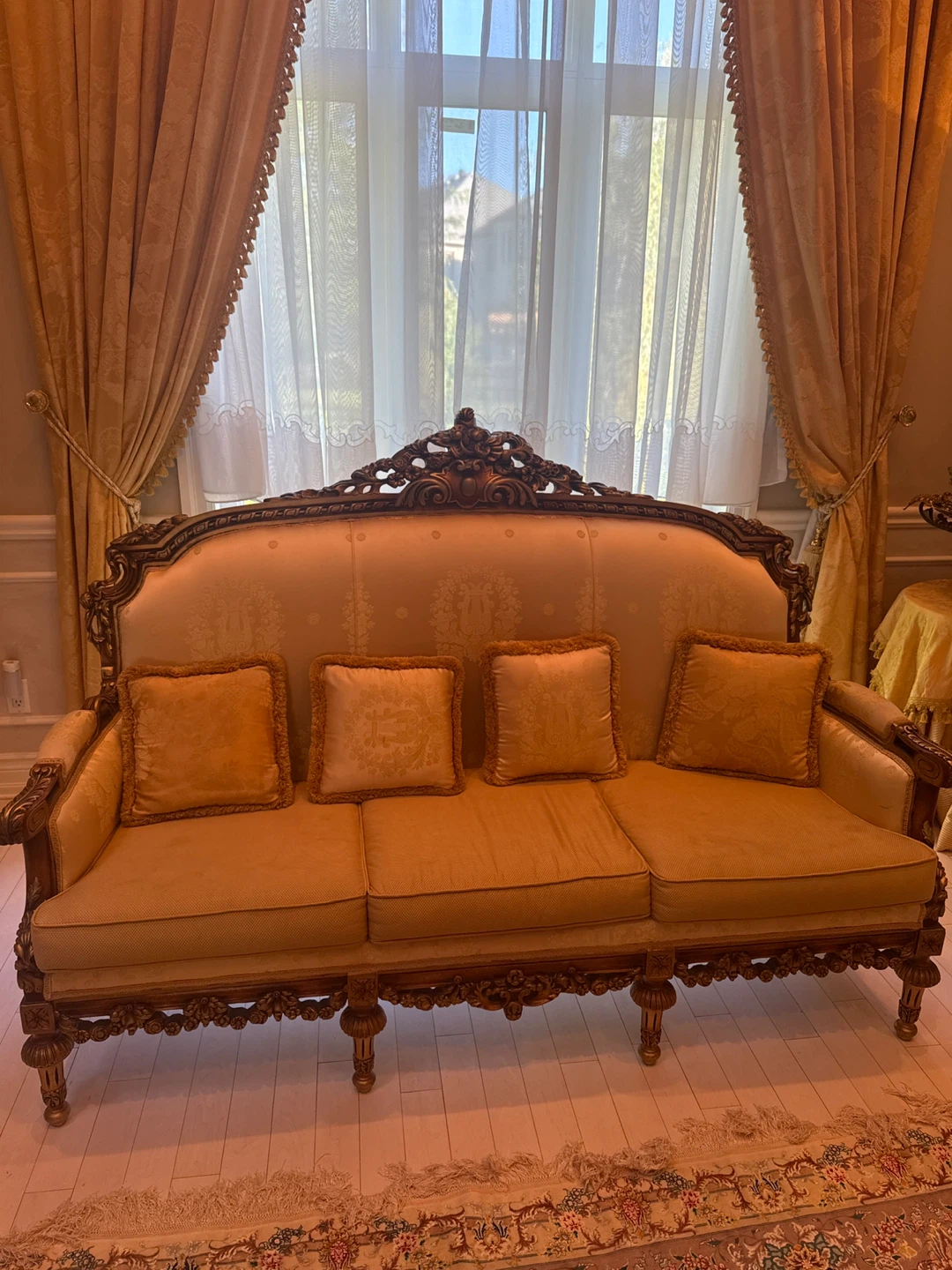 Vintage Italian 8 pieces Ornate Living Room Set - photo 5