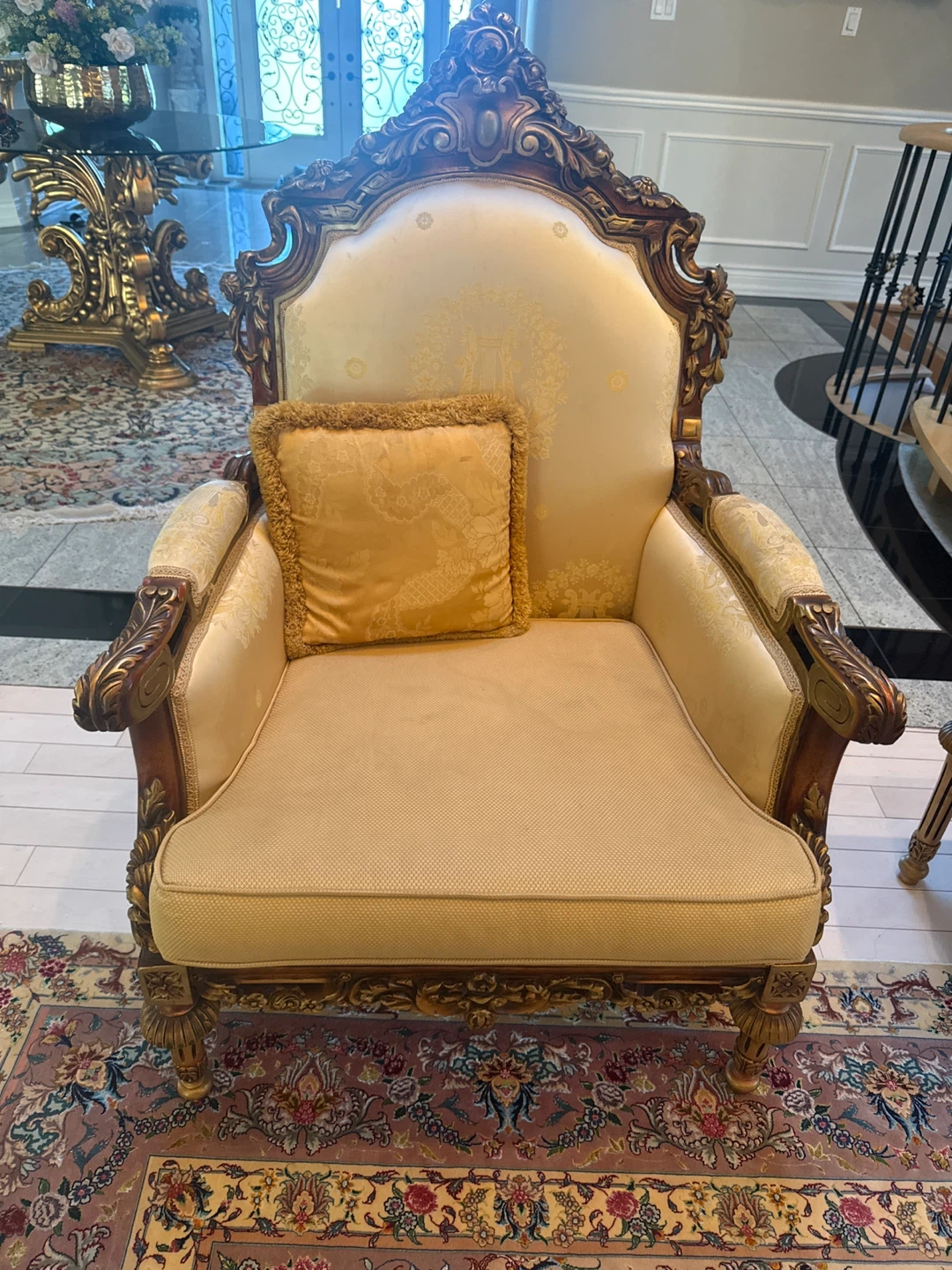 Vintage Italian 8 pieces Ornate Living Room Set - photo 3