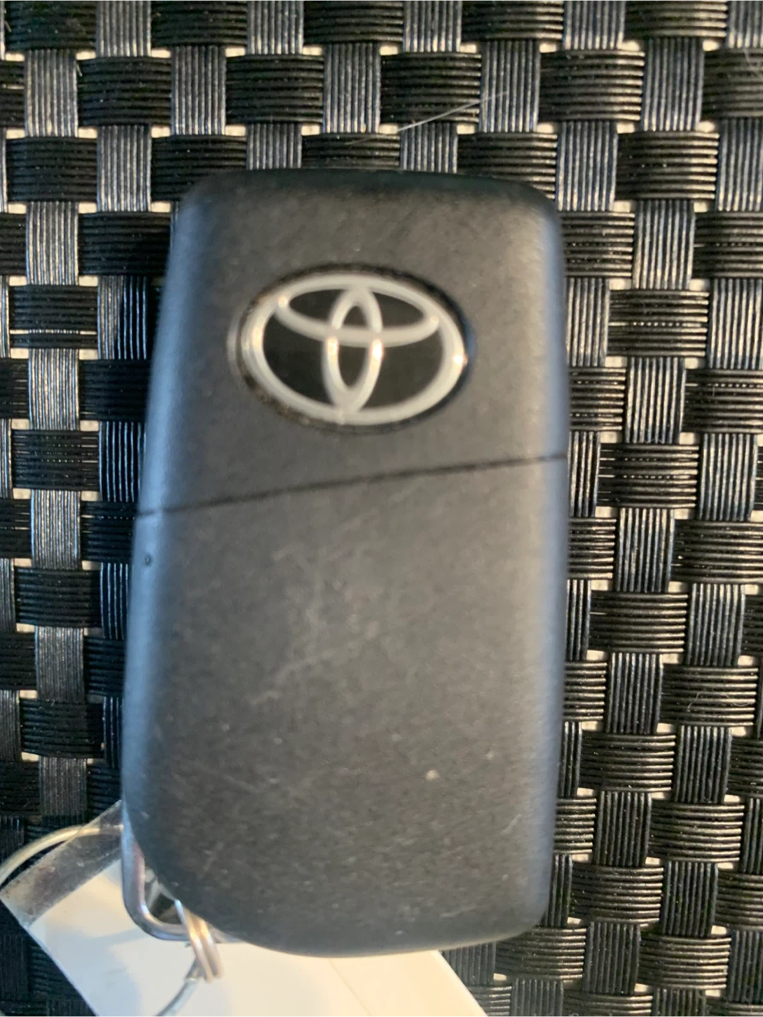 Original Toyota OEM Key Fob - photo 2