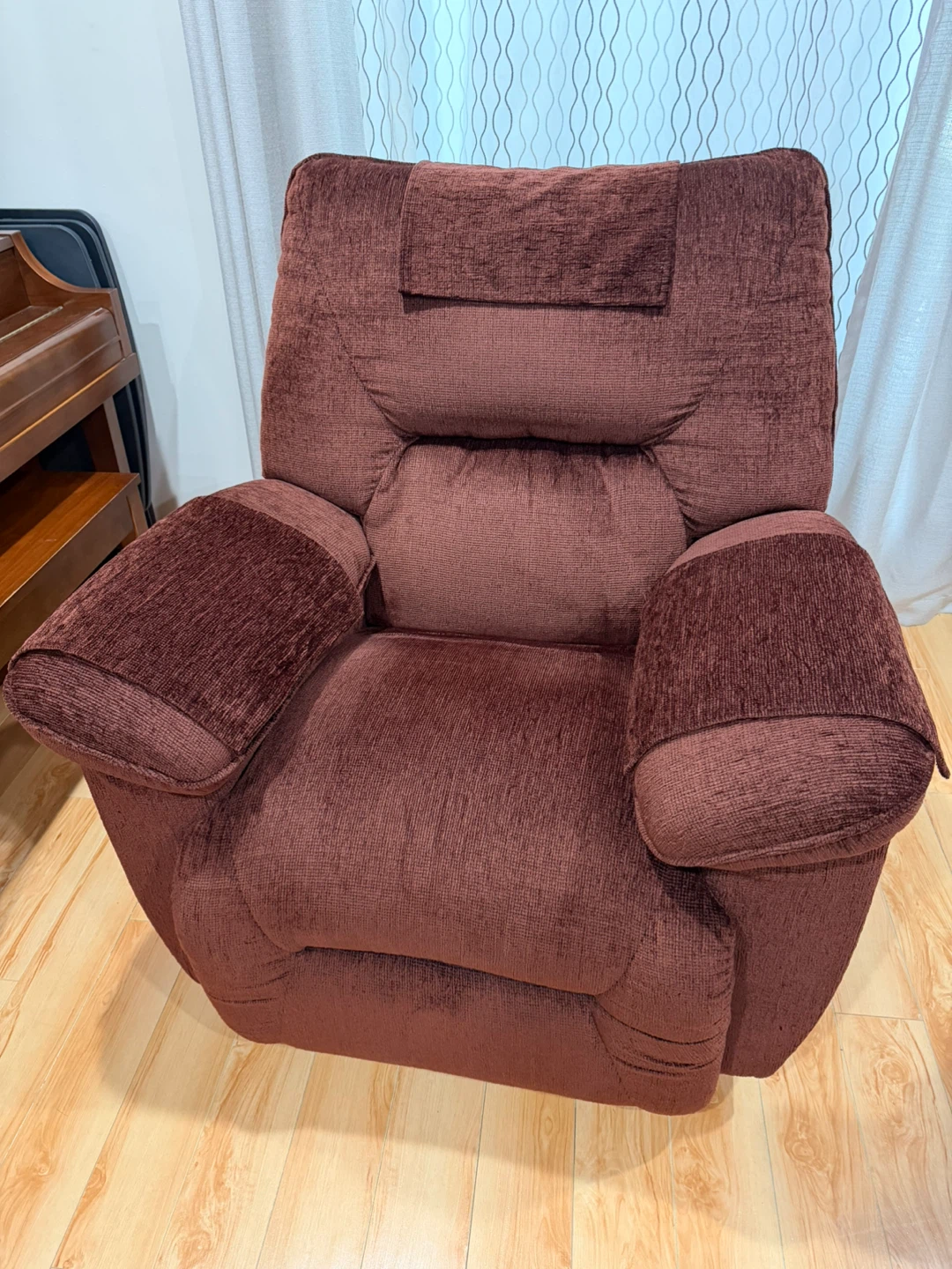 Brown Recliner Chair - photo 2