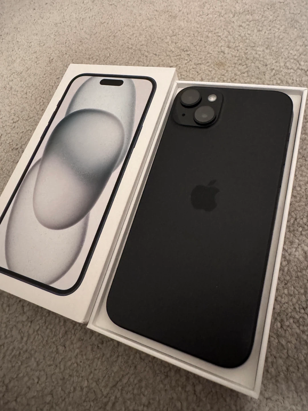 Apple iPhone 15 Plus
