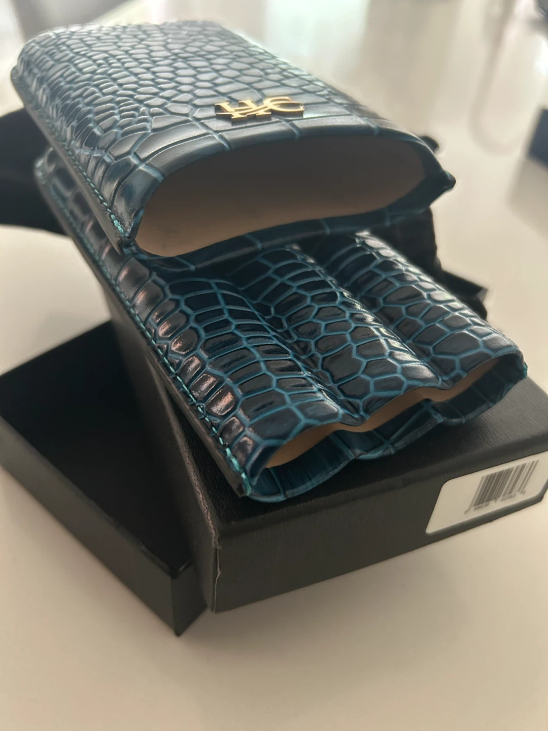 Havana Castle Cigar Case and Cutter Set - photo 3