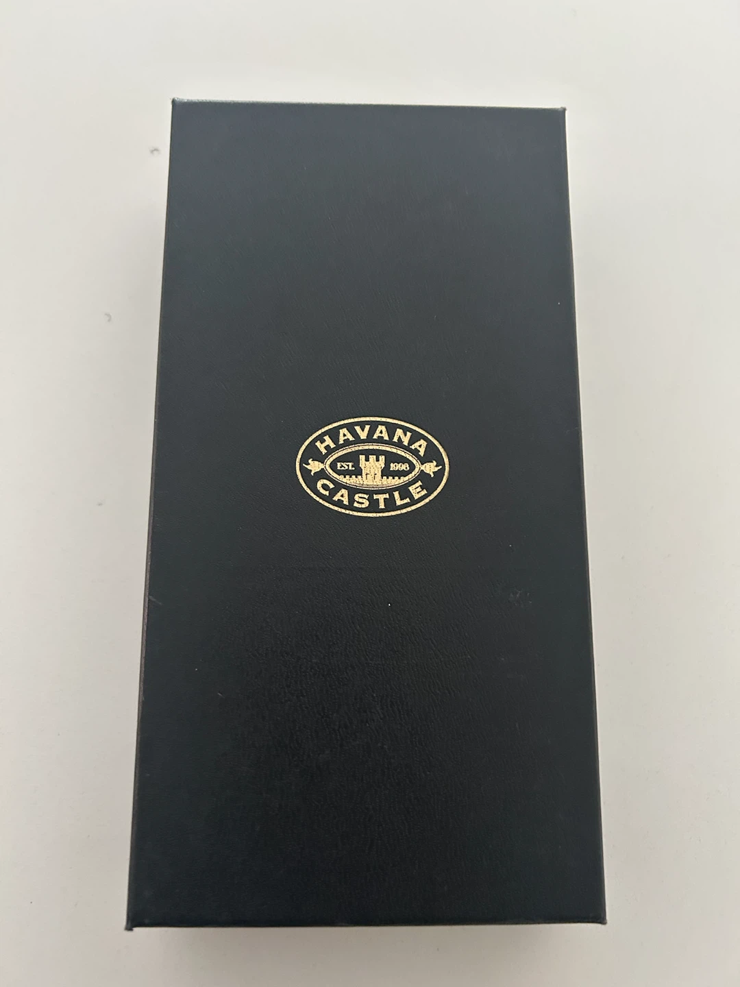 Havana Castle Cigar Case and Cutter Set - photo 5