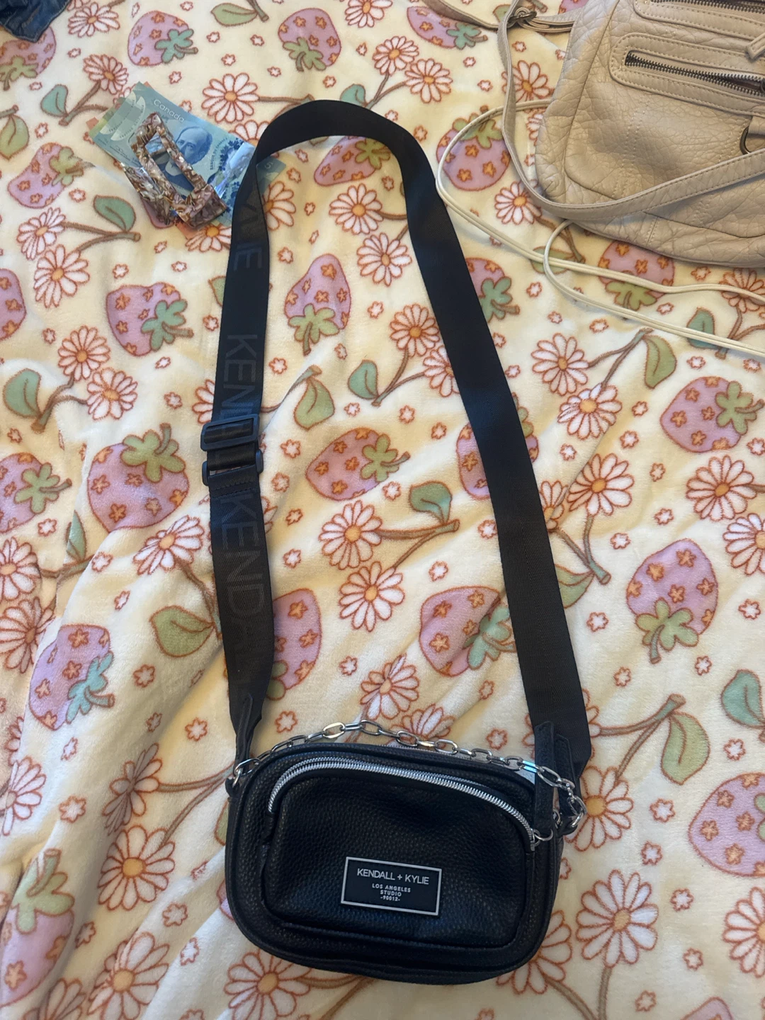 Kendall + Kylie Black crossbody bag - photo 2