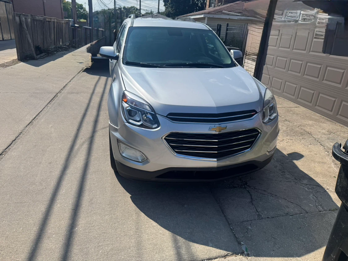 2017 Chevrolet Equinox SUV - photo 2