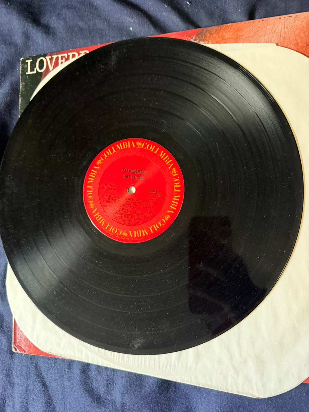 Loverboy – Get Lucky LP - photo 3