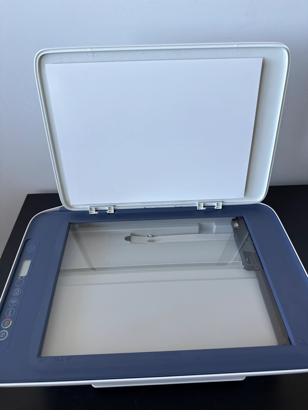 HP DeskJet 2700 All-in-One Printer - photo 2