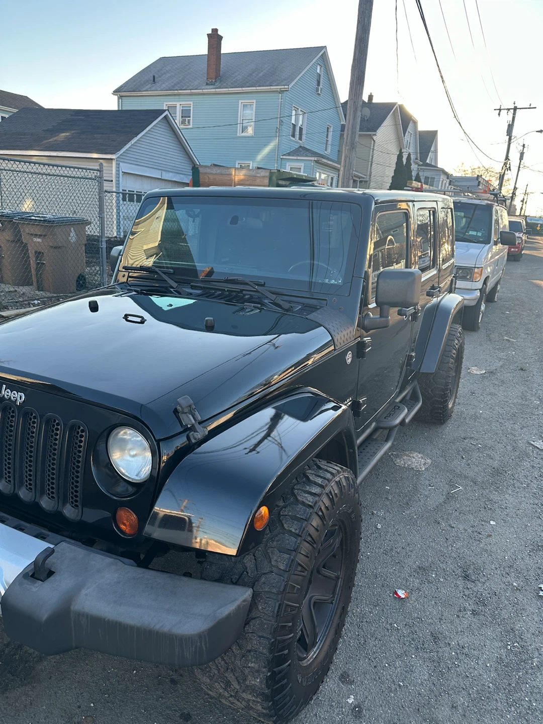 Black Jeep Wrangler 4-Door - photo 3
