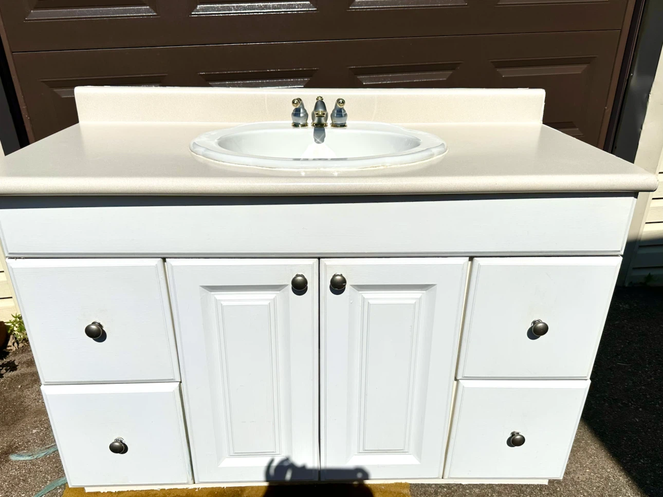 White Bathroom Vanity with Sink and Faucet - photo 2