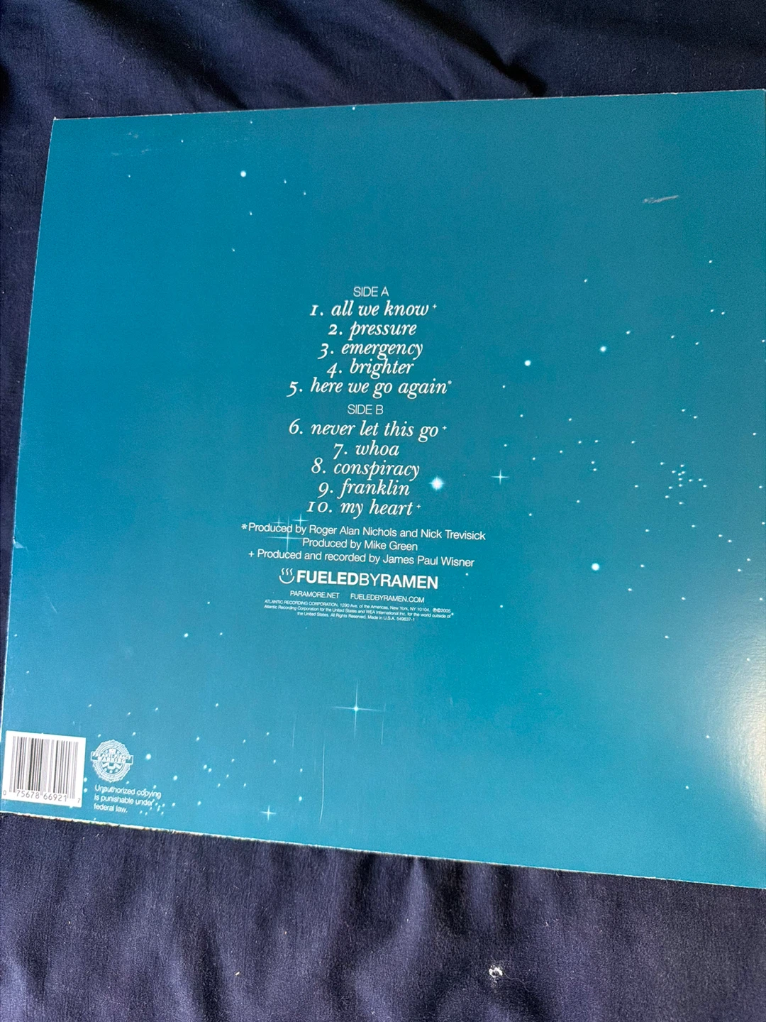 Paramore – All We Know Is Falling Limited Silver LP Vinyl - photo 2