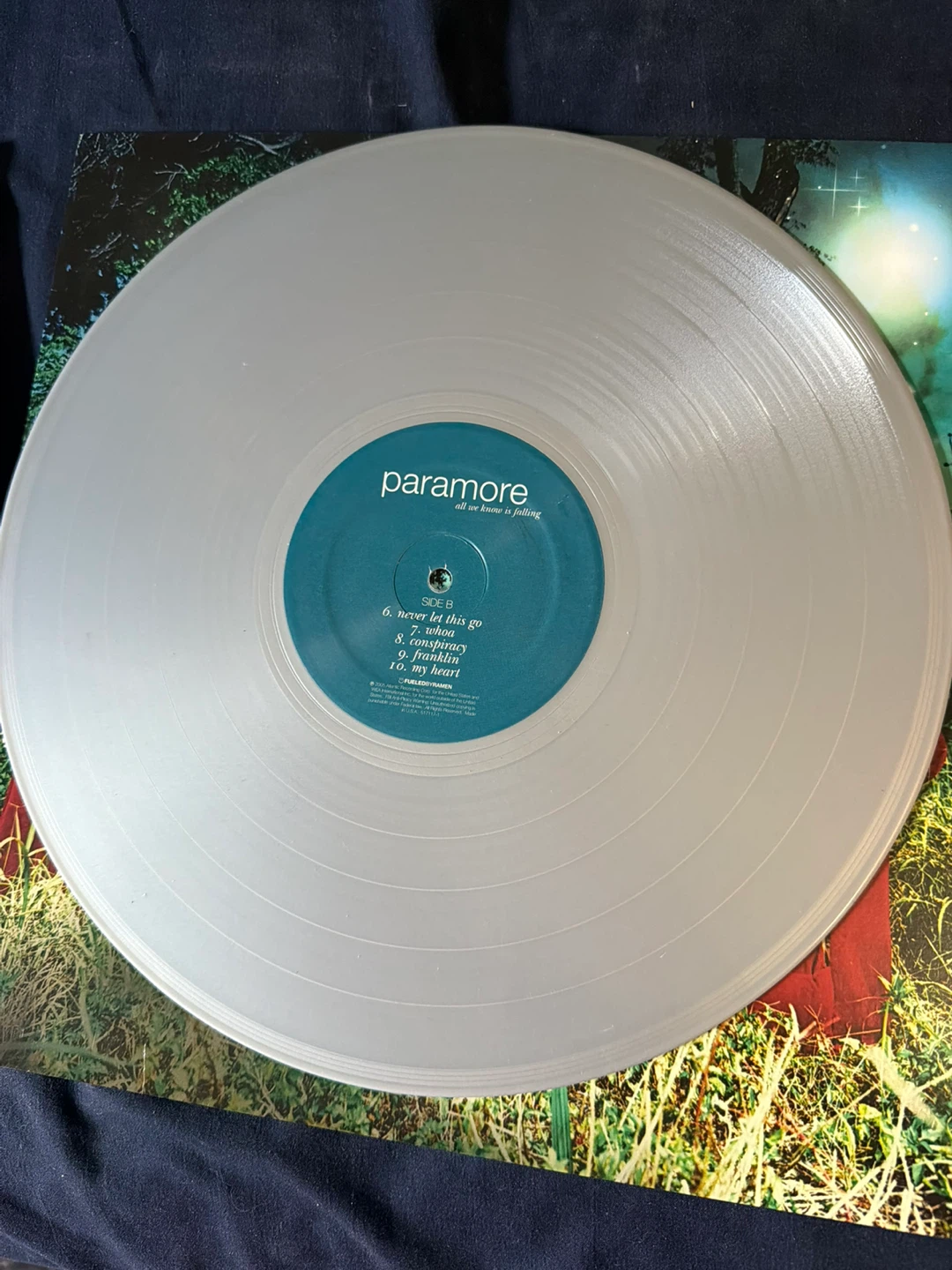 Paramore – All We Know Is Falling Limited Silver LP Vinyl - photo 4