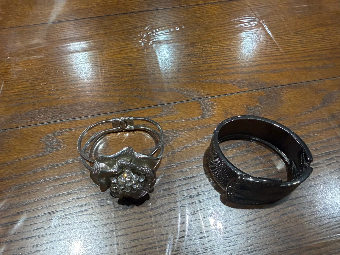 Statement bracelets - photo 2