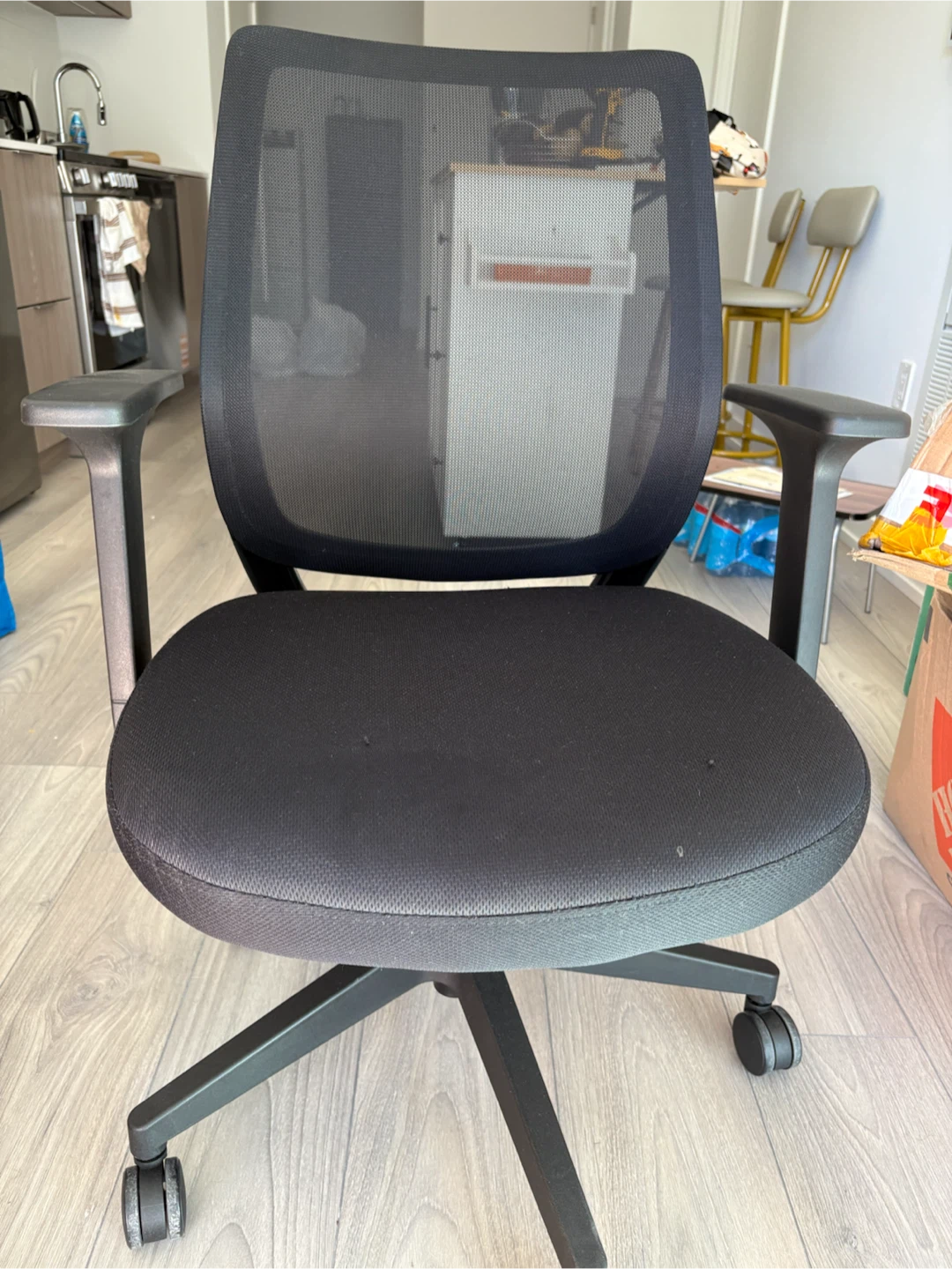 Office chair - photo 2