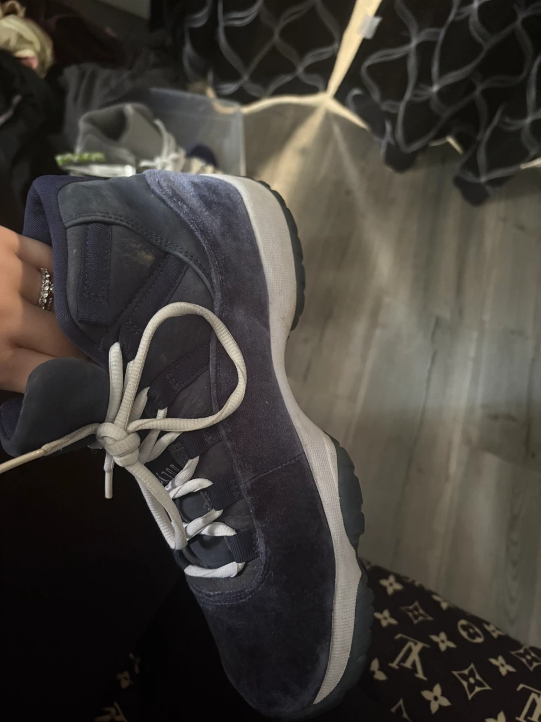 Jordan 11 midnight navy size 9 women’s welland ON - photo 3