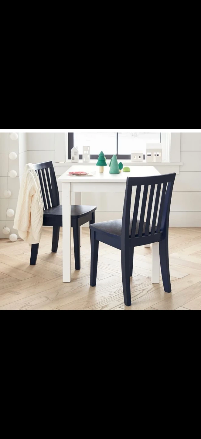 Pottery Barn Kids Carolina Chair - Navy