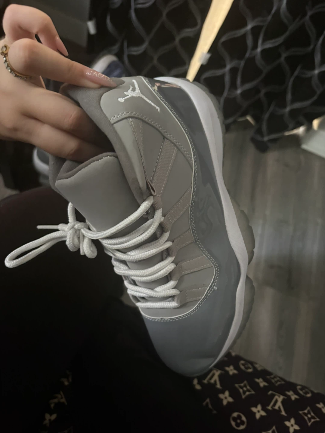 Air Jordan 11 cool grey size 7 men’s