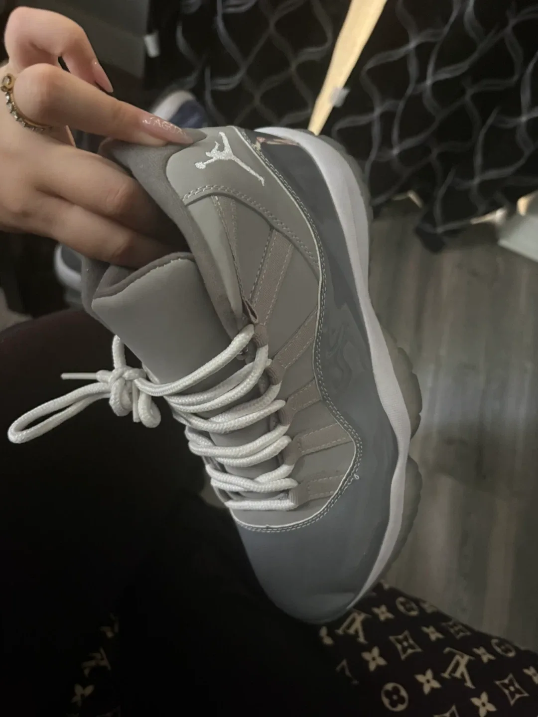 Air Jordan 11 cool grey size 7 men’s