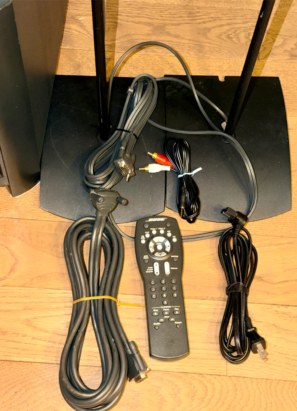 Bose 3 2 1 with Speakers Stand base r/c - photo 3
