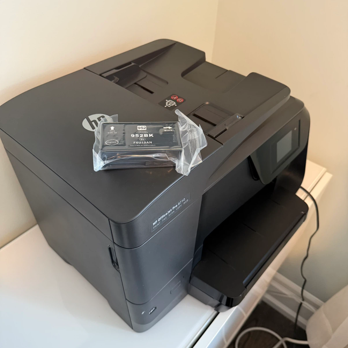 HP OfficeJet Pro 8710 All-in-One Printer + Extra Ink!
