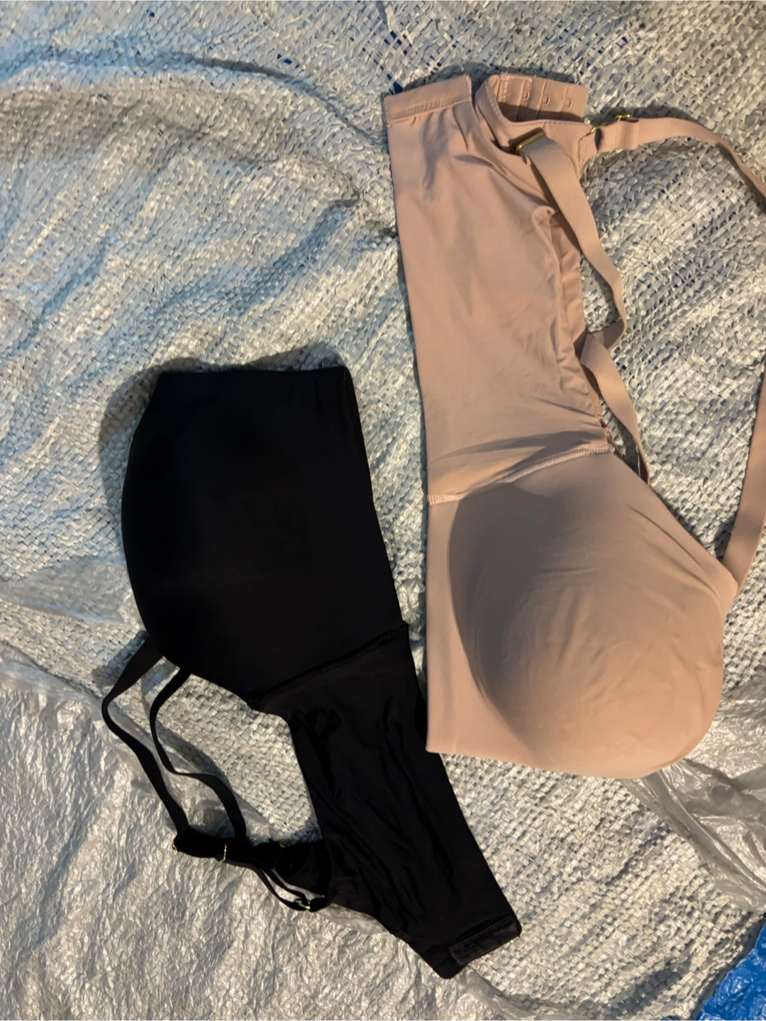 NWOT Halston Women's Comfort bra - XL/TG